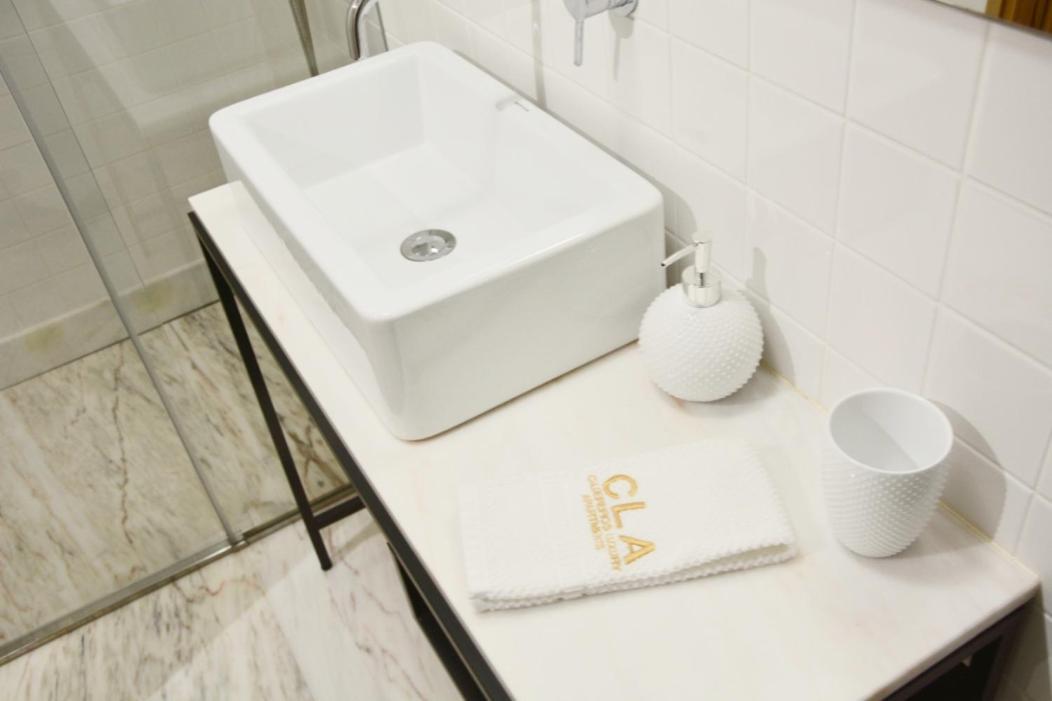 Ohh - Caldeireiros Luxury Apartments Porto Bagian luar foto