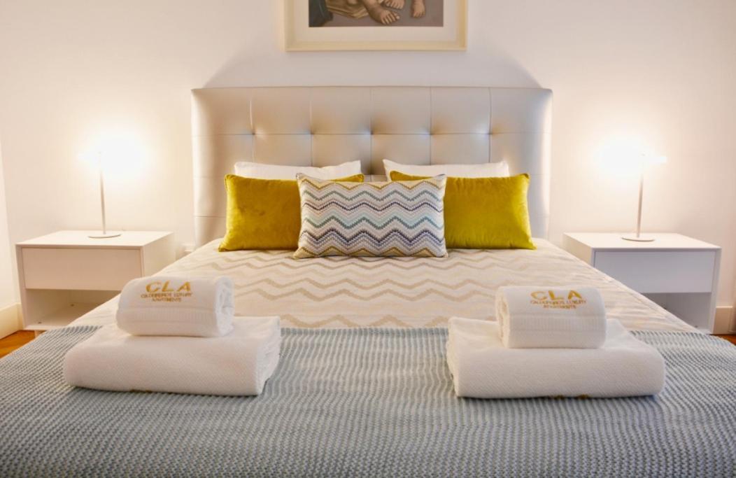 Ohh - Caldeireiros Luxury Apartments Porto Bagian luar foto